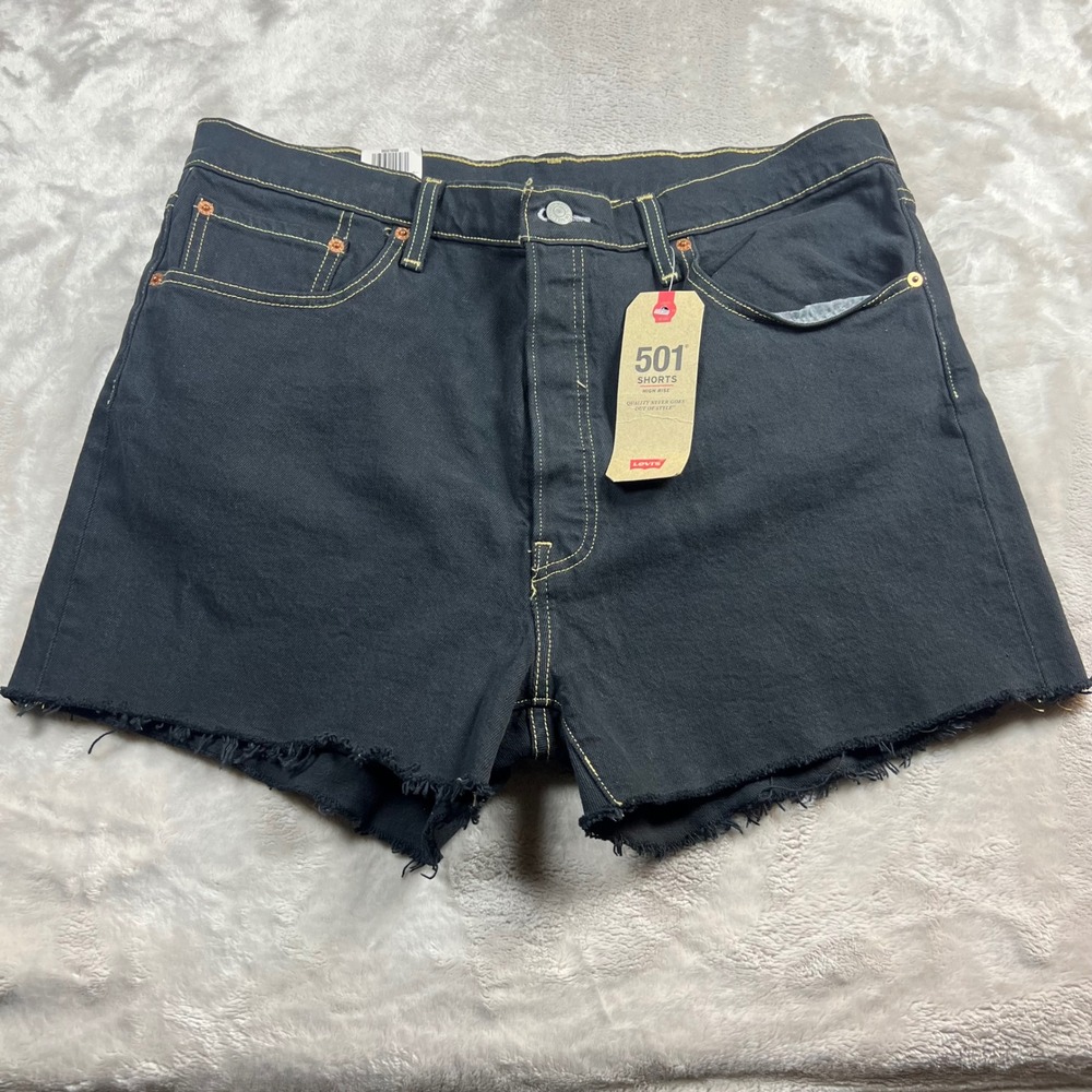 NWT Levi's Women's Size 34 501 Shorts Black High Rise Frayed Hem Button Fly